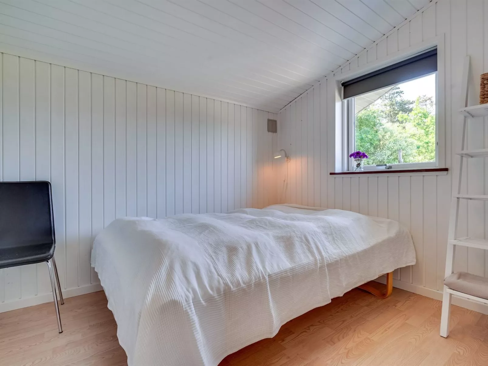 "Elinbjörn" - 1km from the sea-Binnen