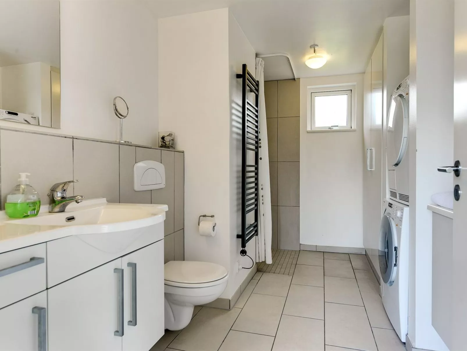 "Lyly" - 100m from the sea-Binnen