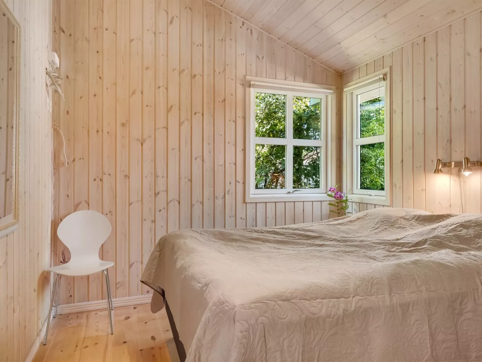 "Bina" - 1.9km from the sea-Binnen