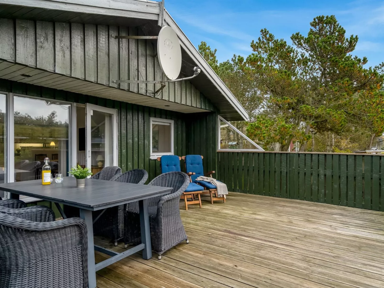 "Birghir" - 1.5km from the sea-Buiten