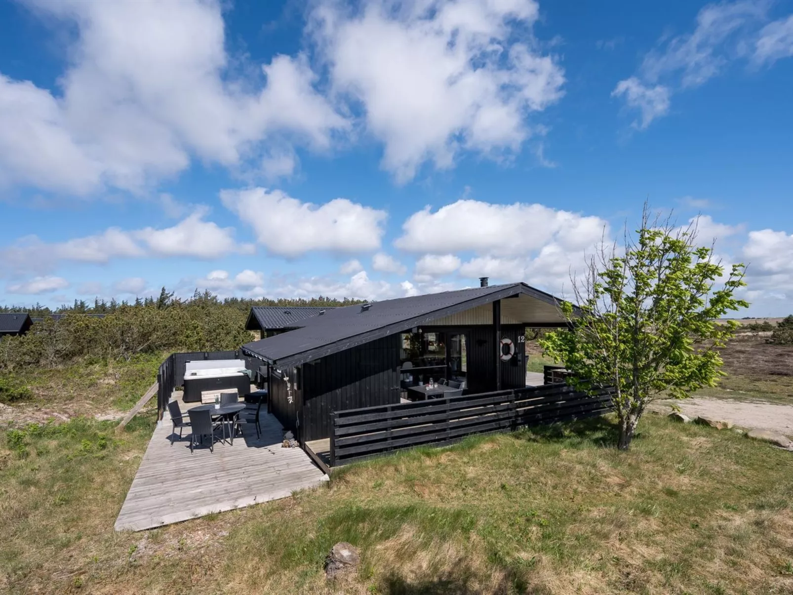 "Brunkil" - 500m from the sea-Buiten