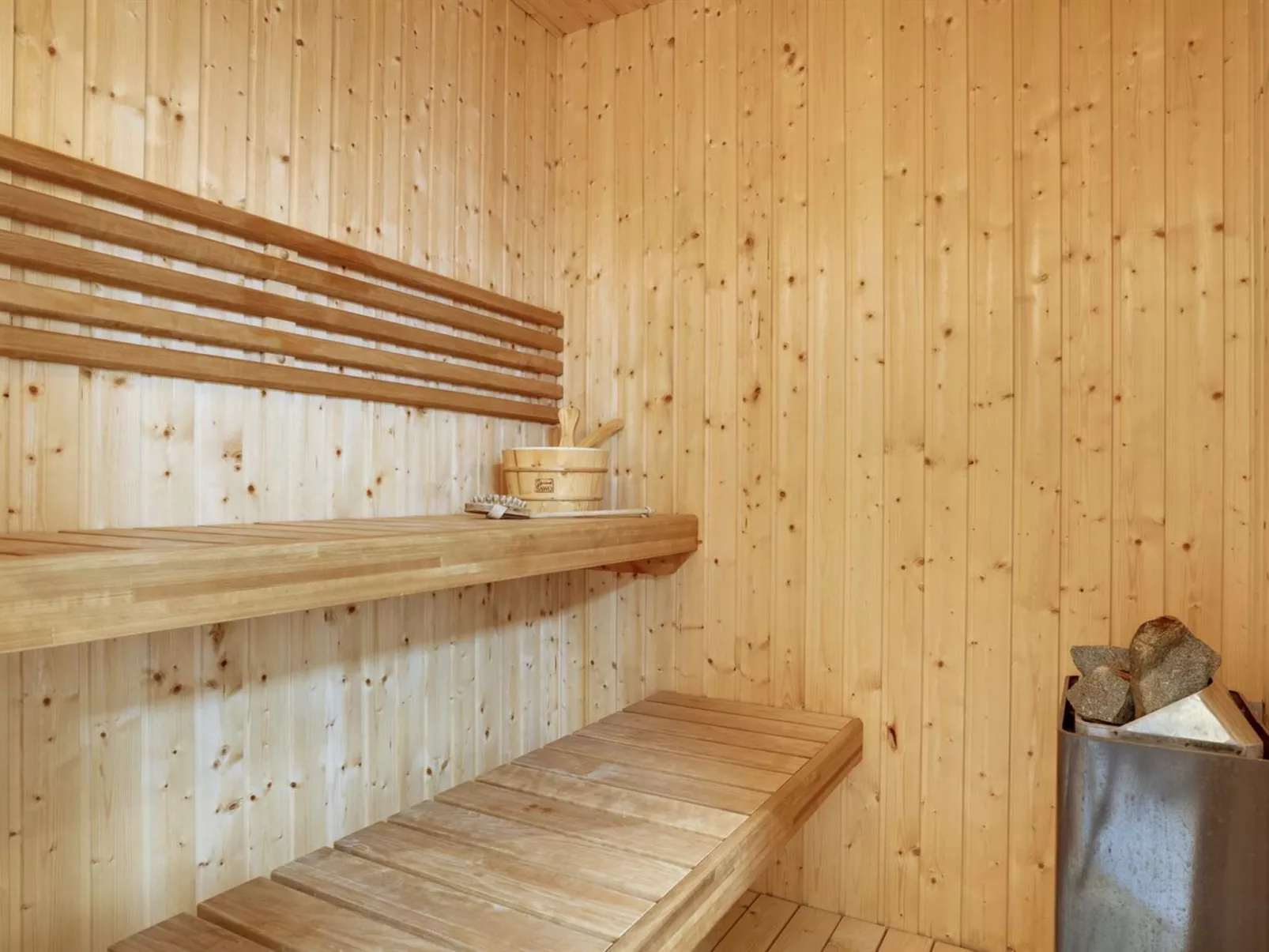 "Ricus" - 1.8km from the sea-Binnen