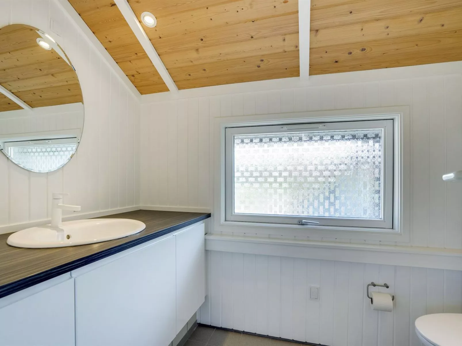 "Ruut" - 200m from the sea-Binnen