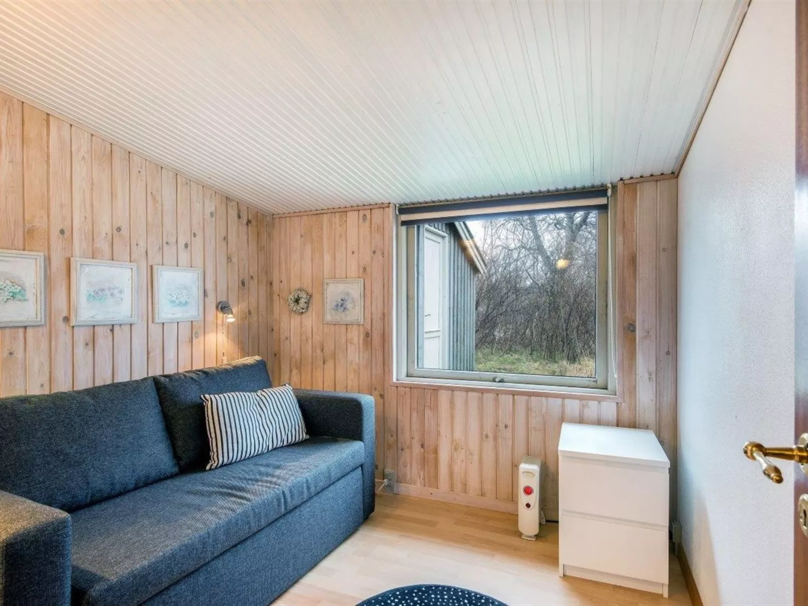 "Gonda" - 500m from the sea-Binnen