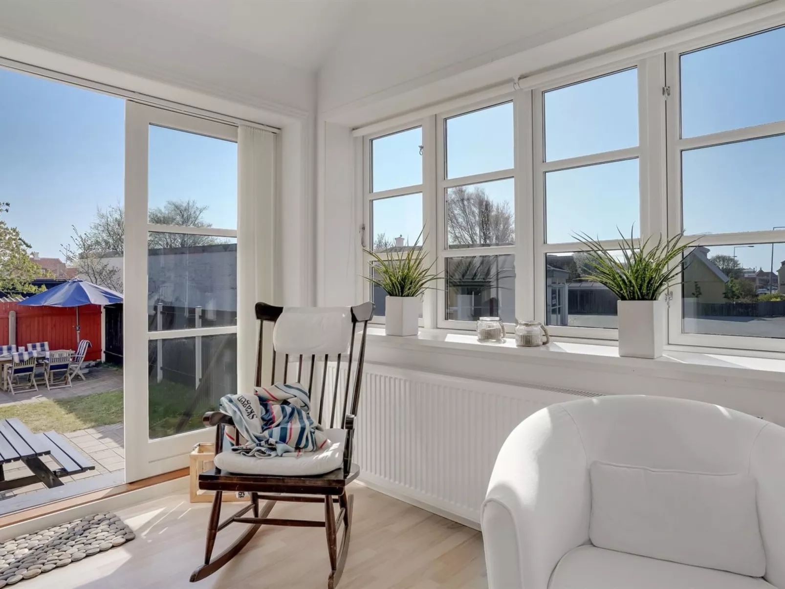 "Janes" - 400m from the sea-Binnen