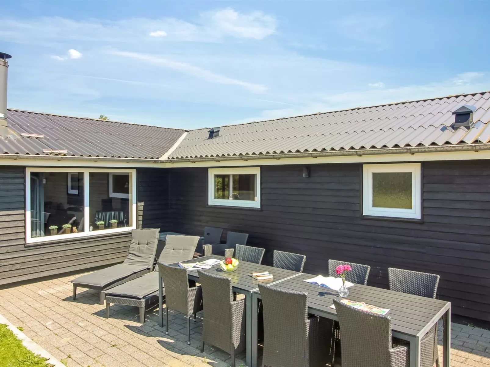 "Susan" - 600m from the sea-Buiten