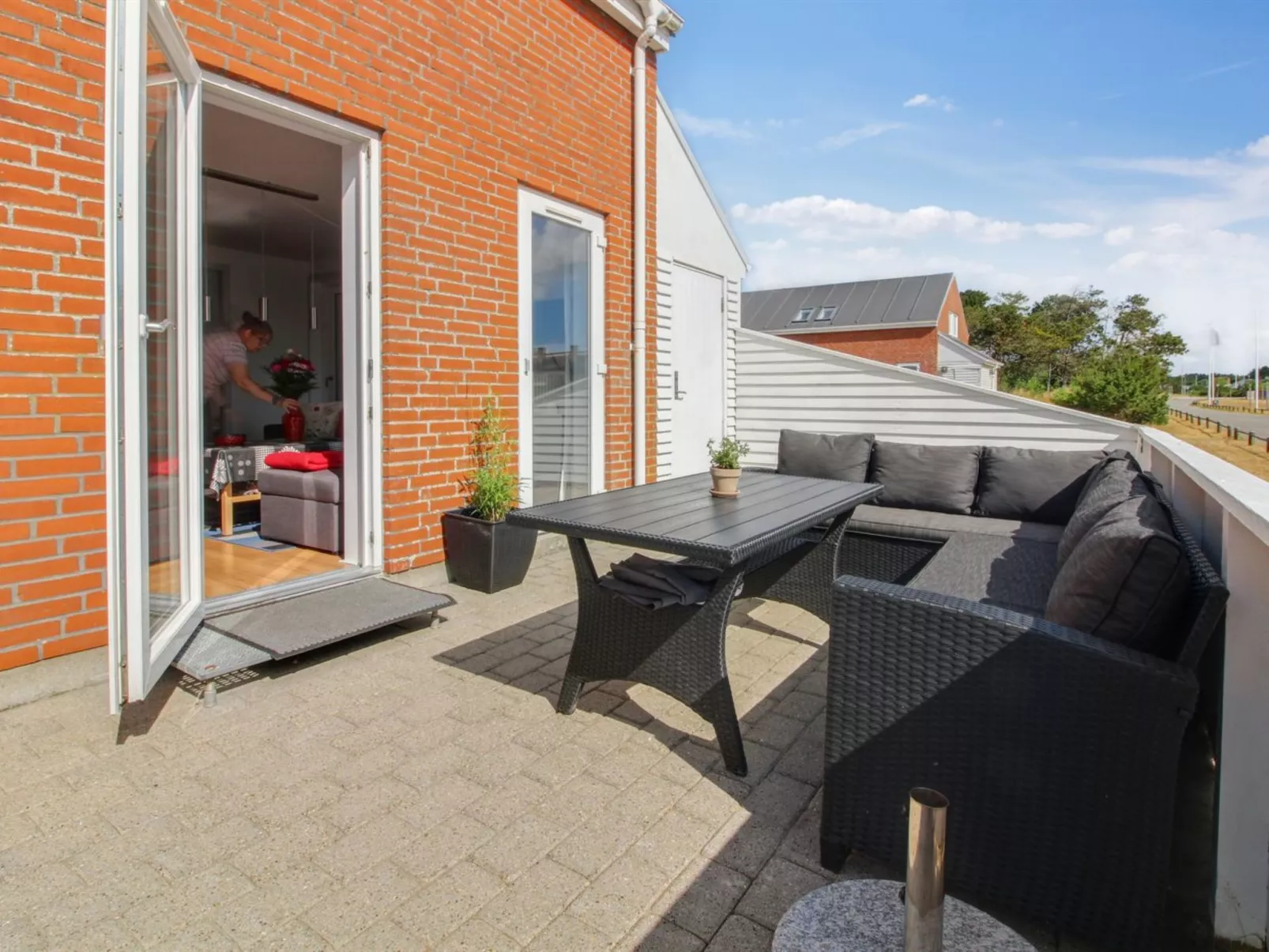 "Asved" - 2.3km from the sea-Buiten