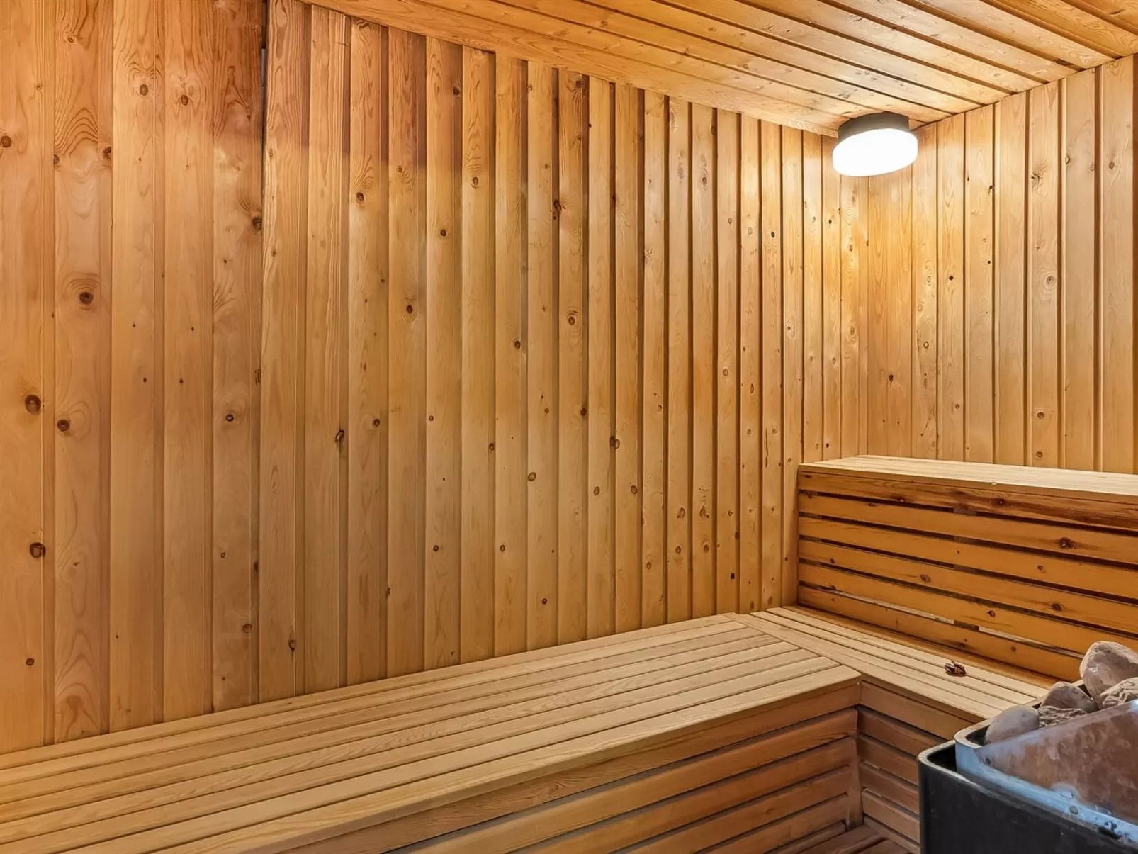 "Cora" - 1km from the sea-Binnen