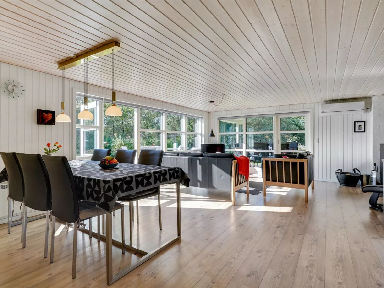 "Dorete" - 2.2km from the sea-Binnen