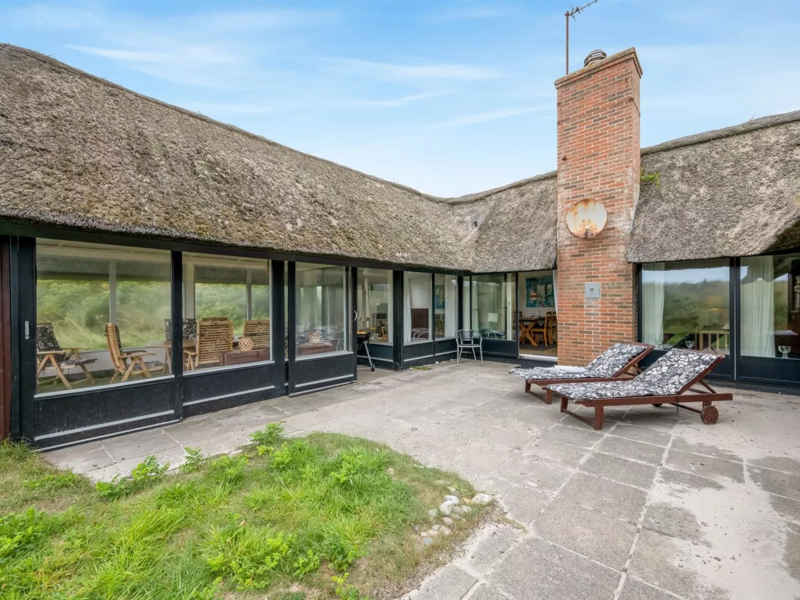 "Nicolaus" -  from the sea-Buiten