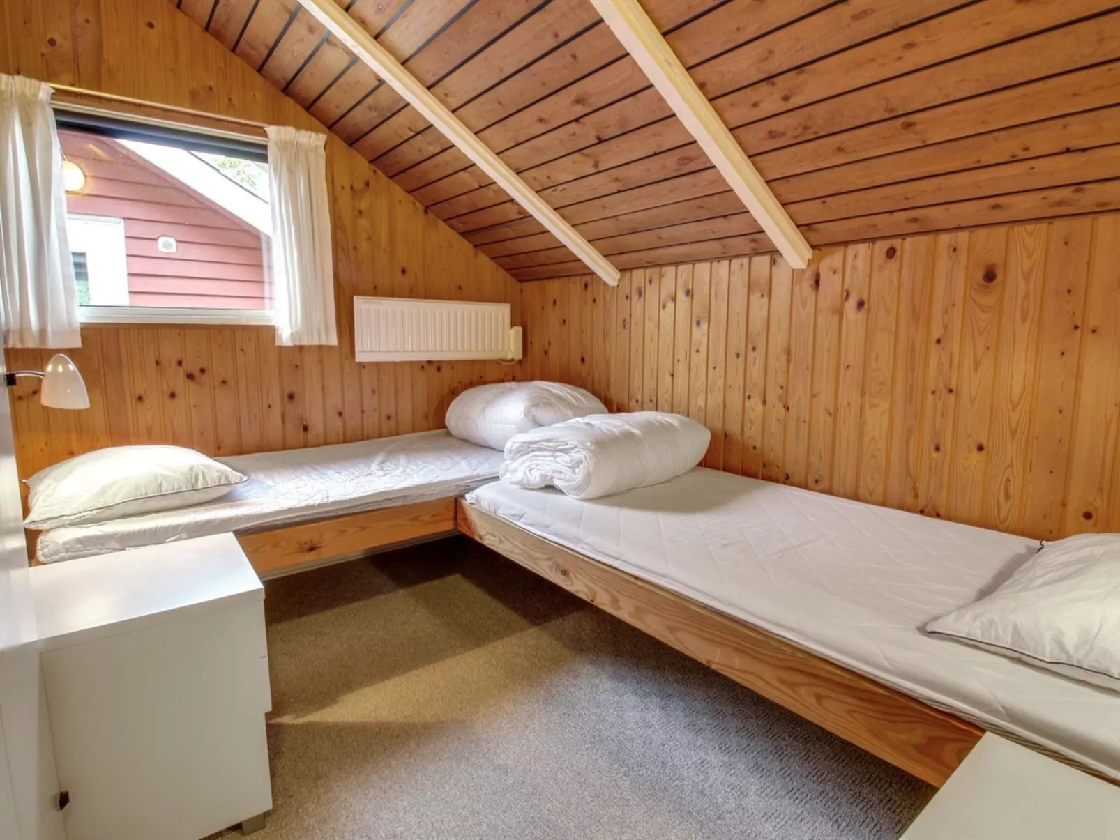 "Sebiorn" - 300m to the fjord-Binnen