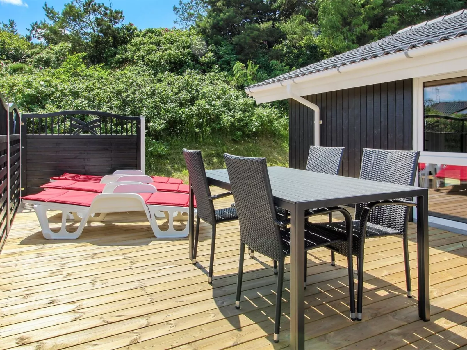 "Sirka" - 200m from the sea-Buiten