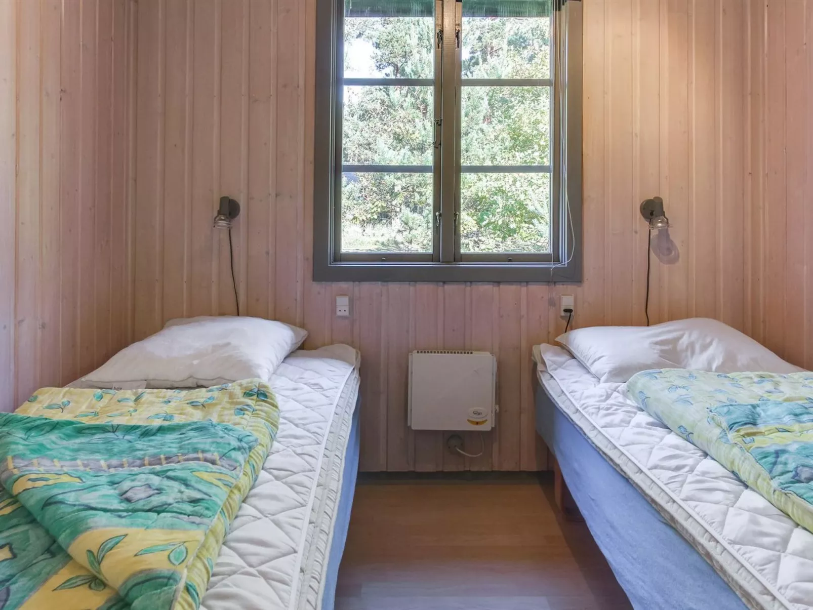 "Elona" - 950m from the sea-Binnen