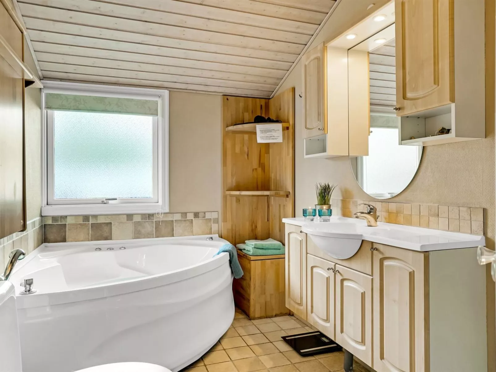 "Eli" - 1.4km from the sea-Binnen