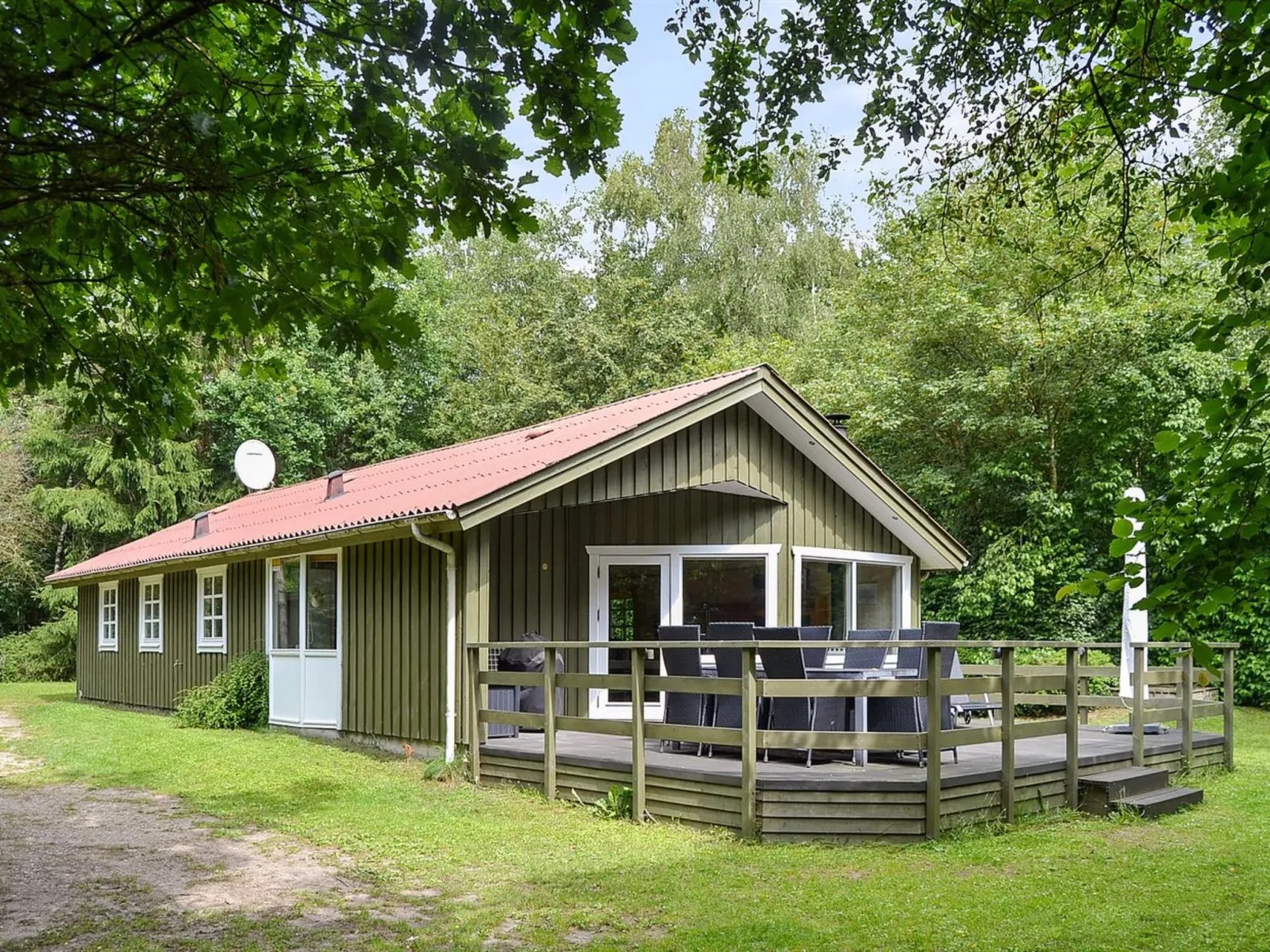 "Joonatan" - 30km from the sea-Buiten