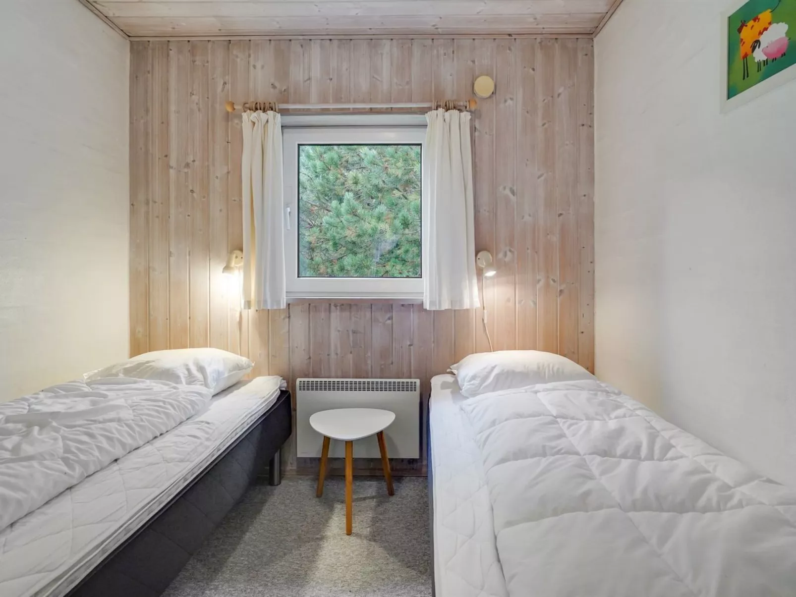 "Elika" - 900m to the fjord-Binnen