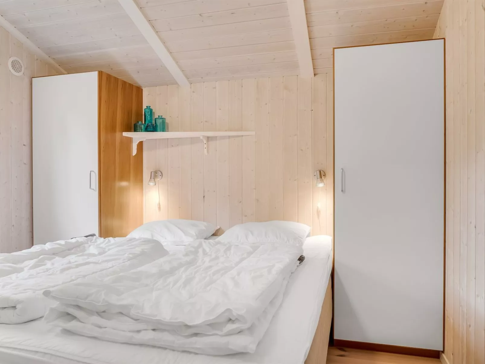 "Barnet" - 2.2km from the sea-Binnen