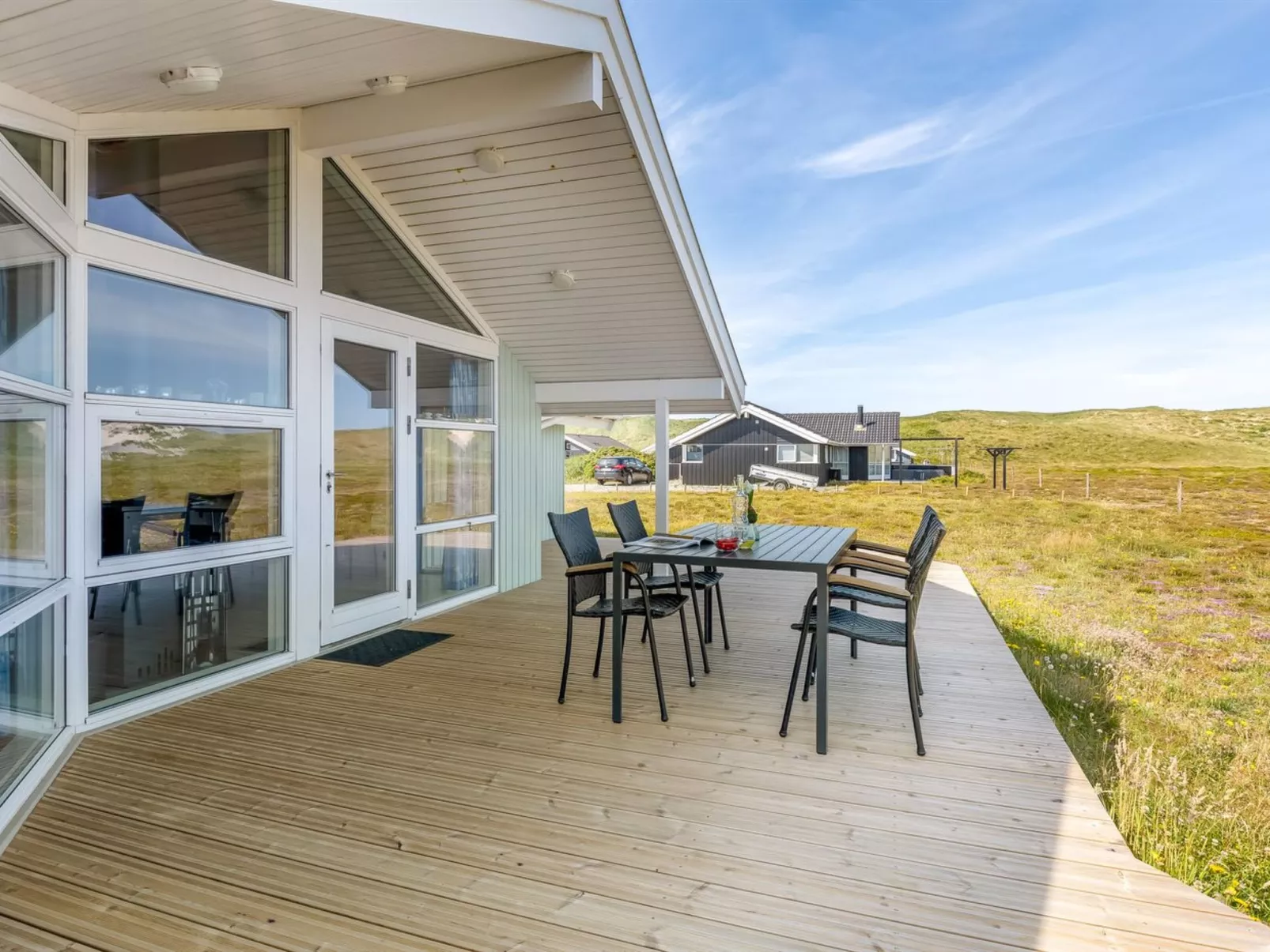 "Zaga" -  from the sea-Buiten