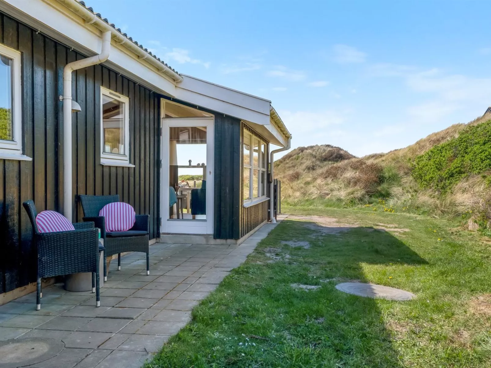 "Idalia" - 125m from the sea-Buiten