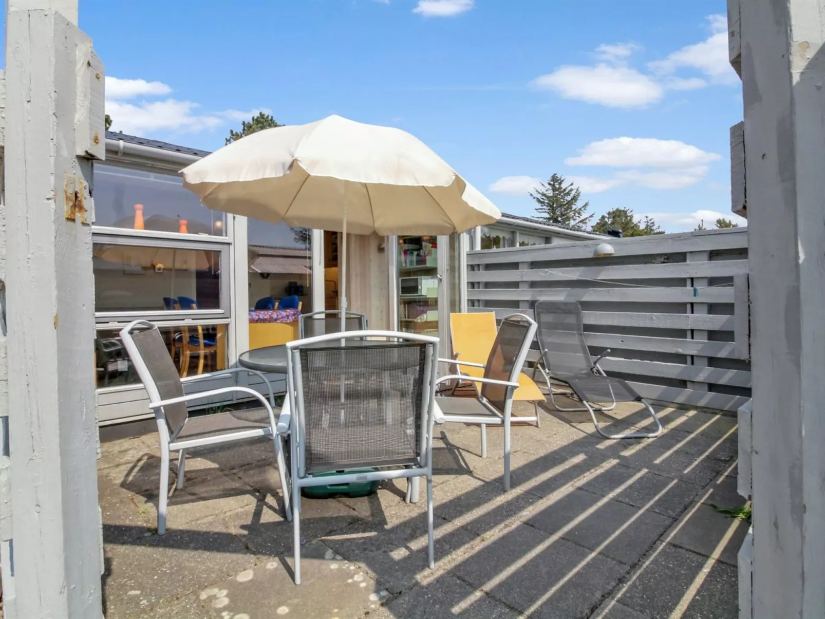 "Genadij" - 1km from the sea-Buiten