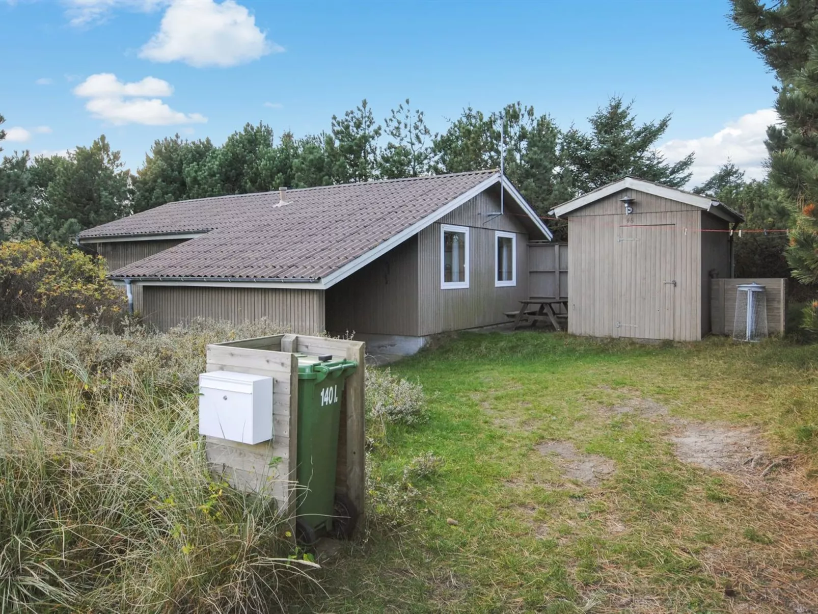 "Tuovi" - 800m from the sea-Buiten