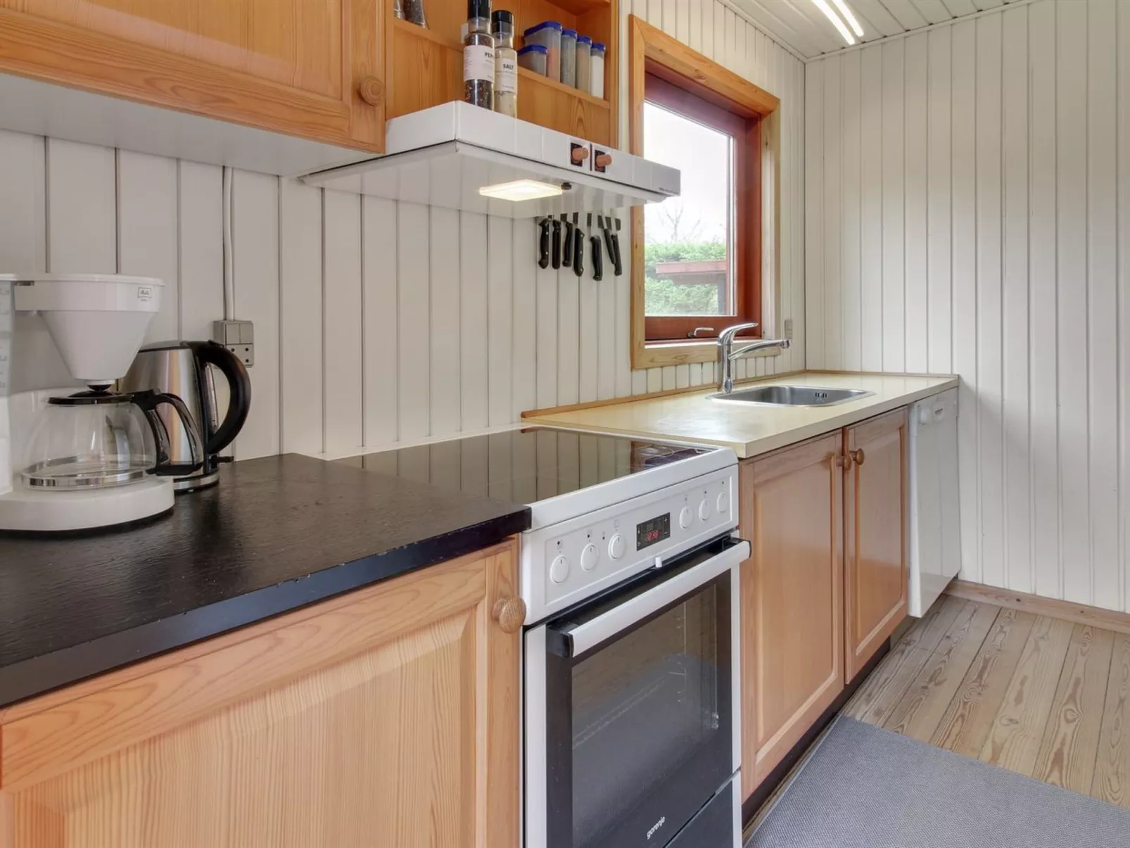 "Brimi" - 450m from the sea-Binnen