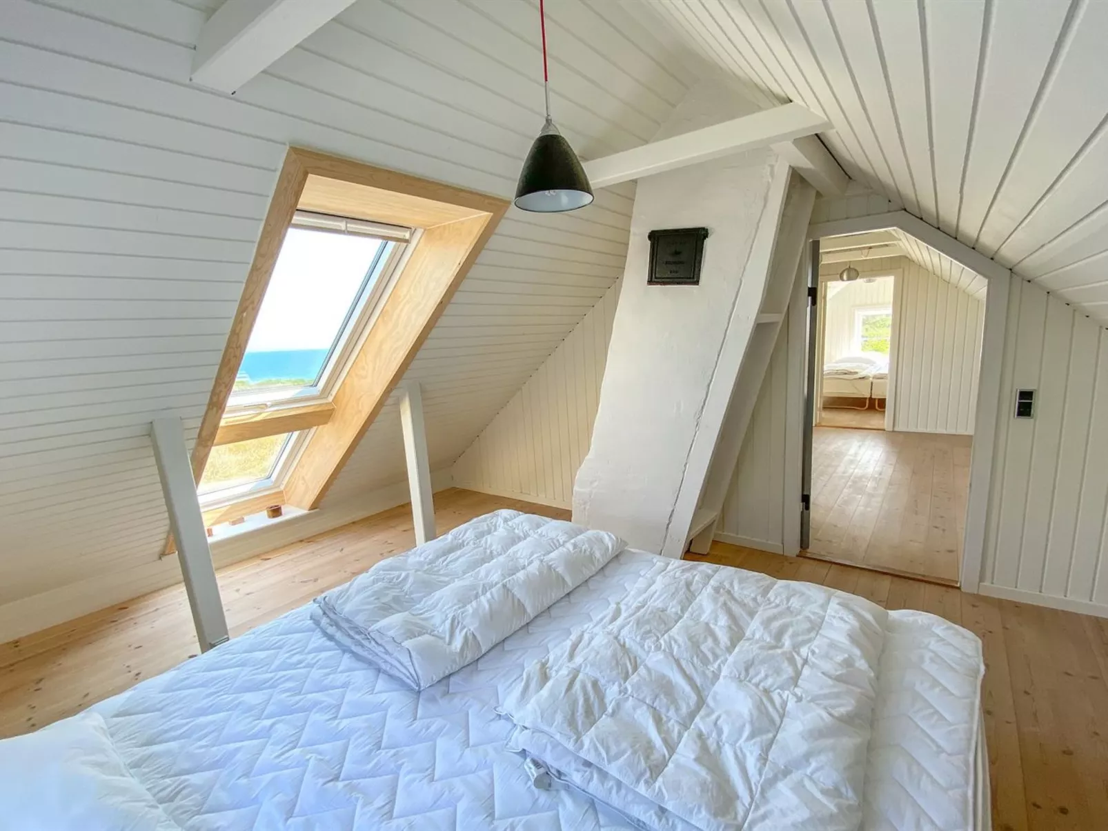 "Alkmar" - 75m from the sea-Binnen