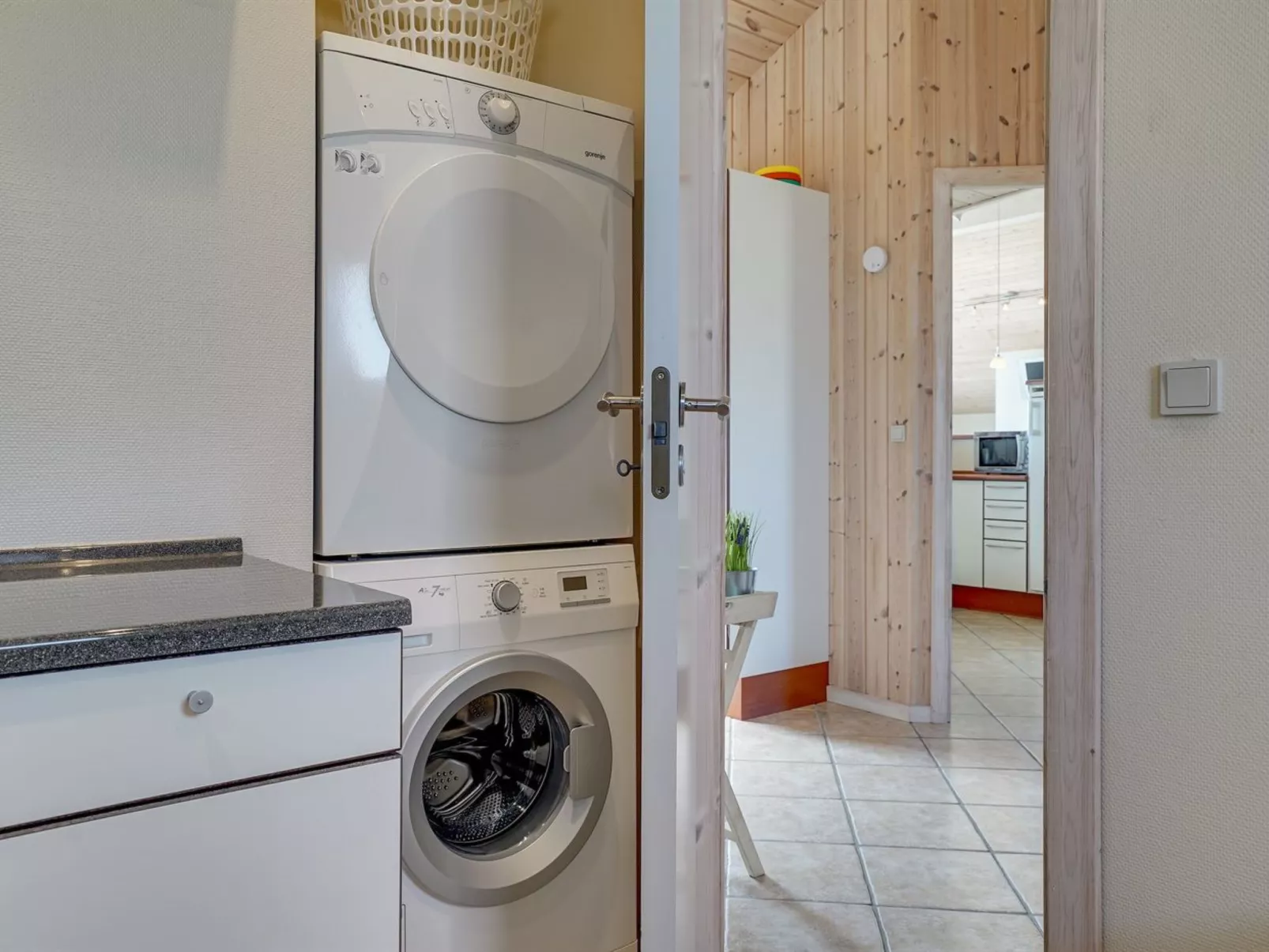 "Riste" - 450m from the sea-Binnen