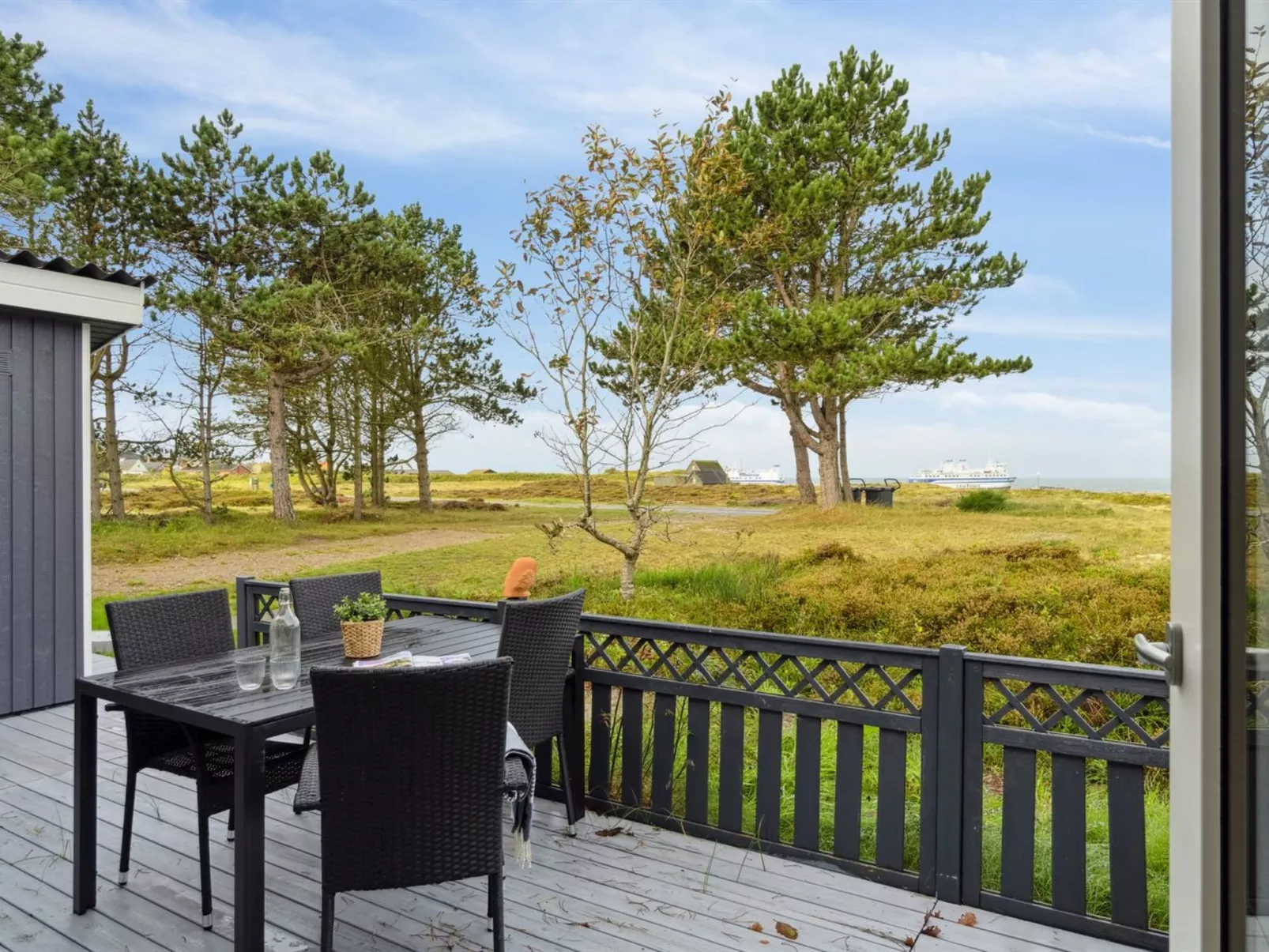 "Djuna" - 200m from the sea-Buiten