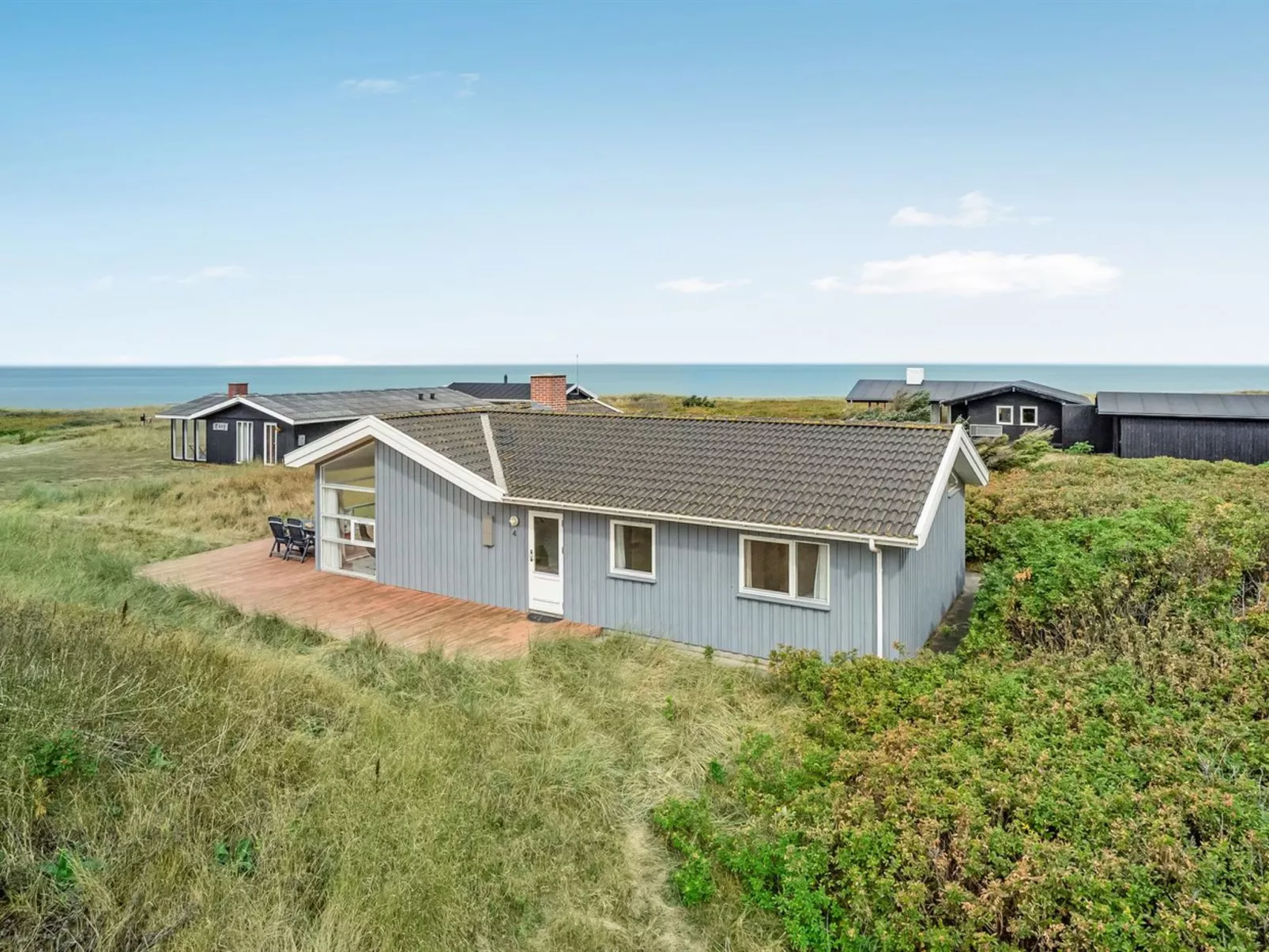 "Gilbert" - 96m from the sea-Buiten