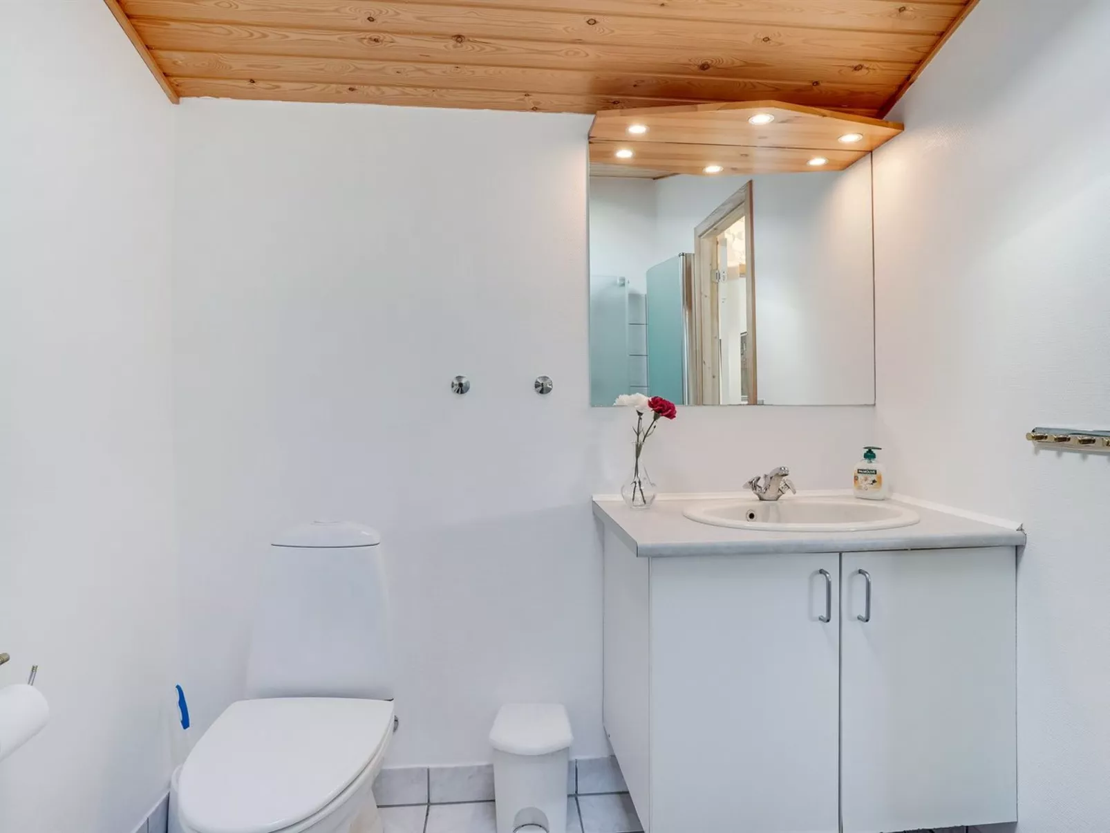 "Jeldrik" - 100m from the sea-Binnen