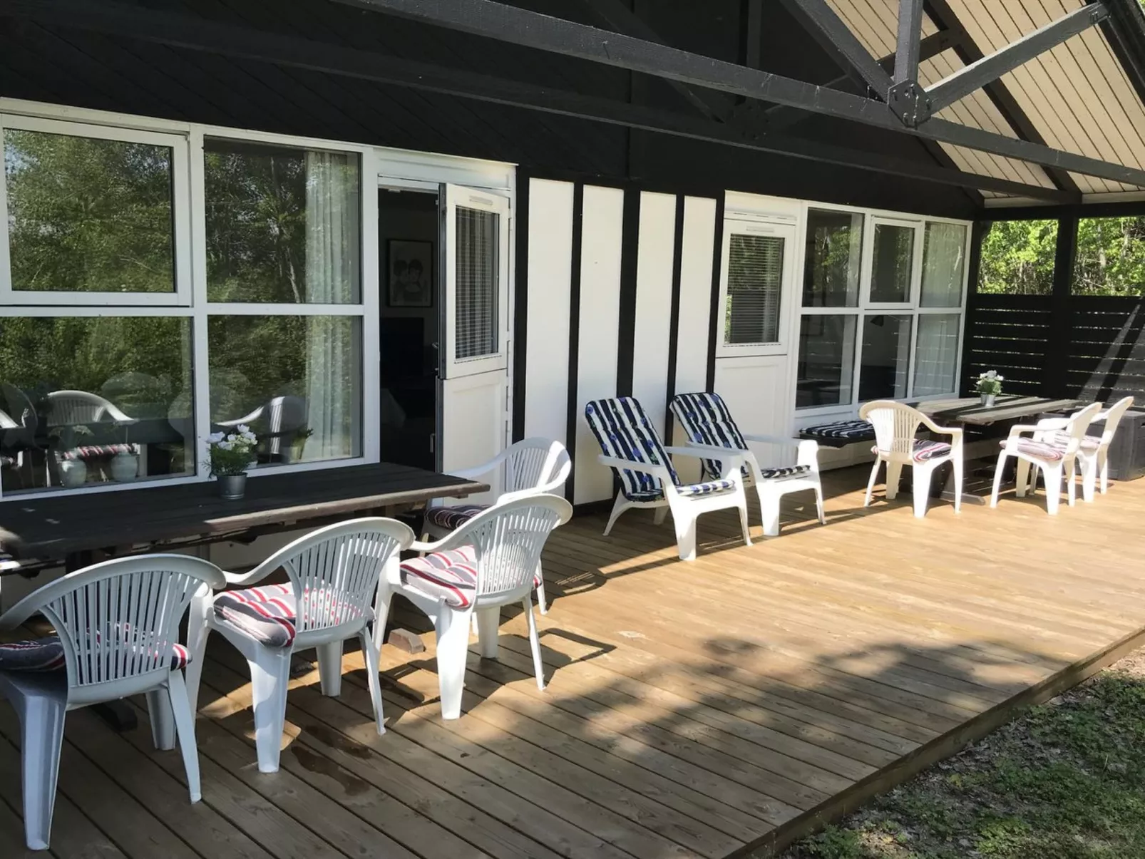 "Torsten" - 30m from the sea-Buiten