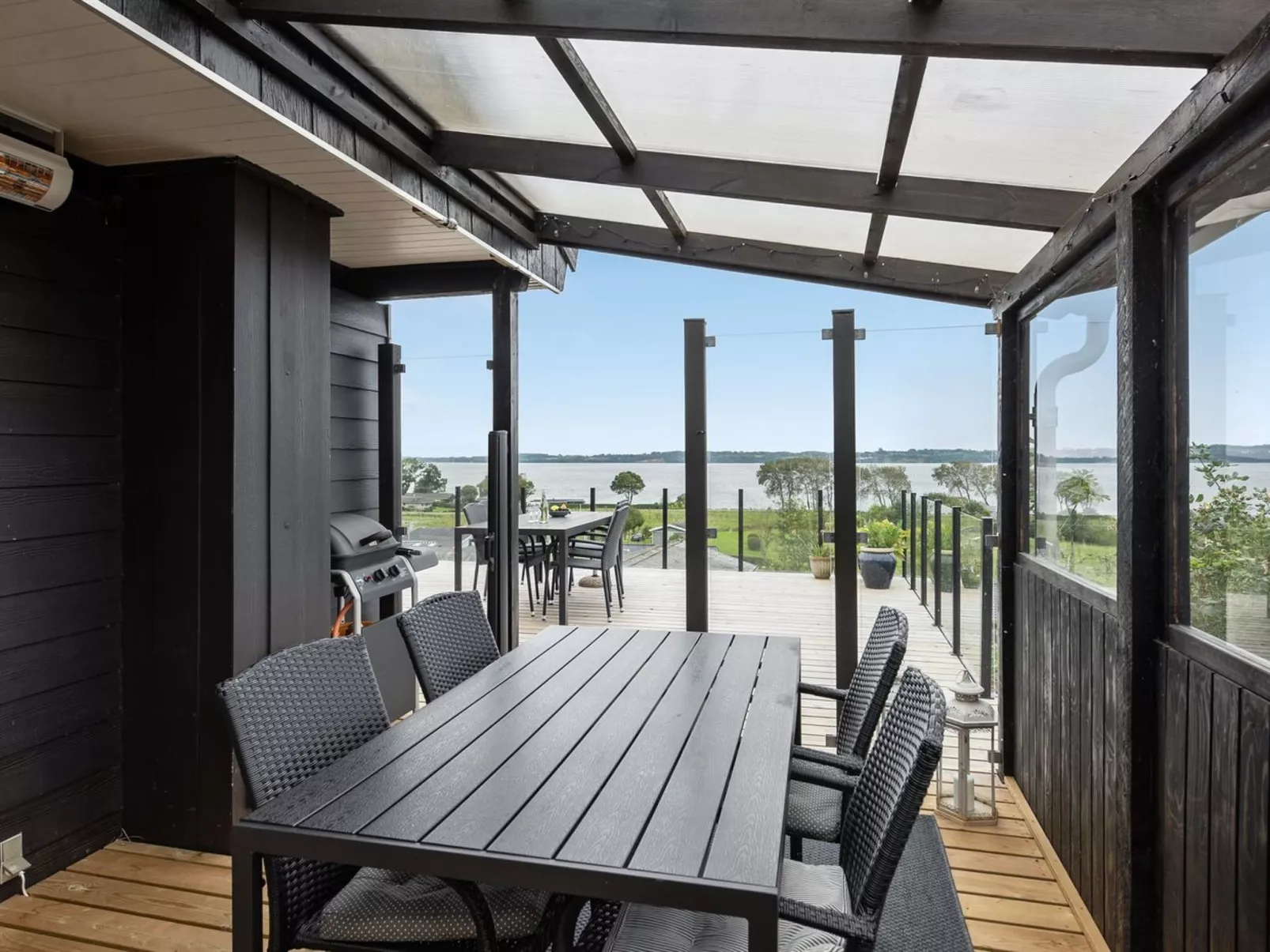 "Karli" - 330m to the fjord-Buiten