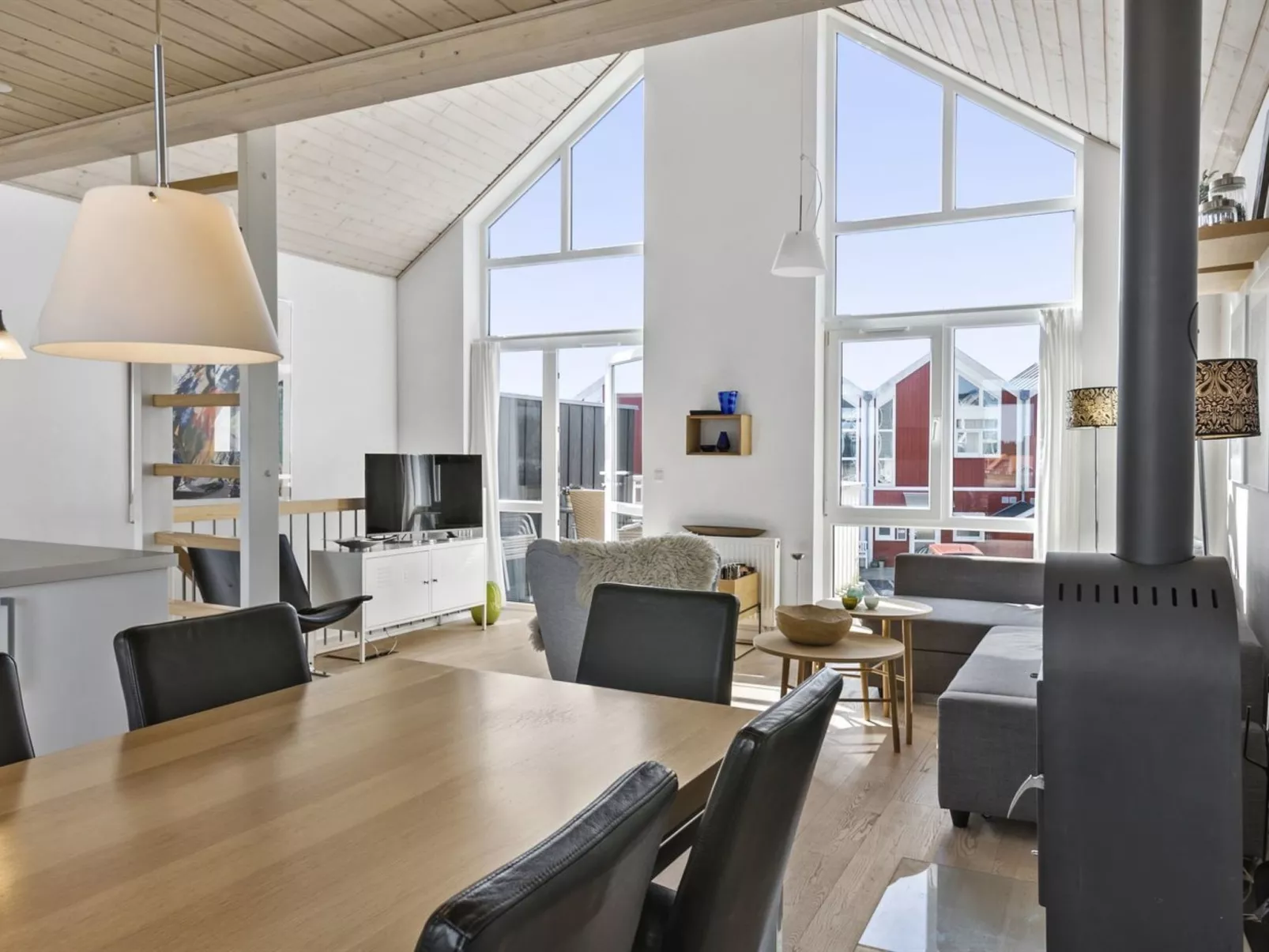 "Chris" - 750m from the sea-Binnen