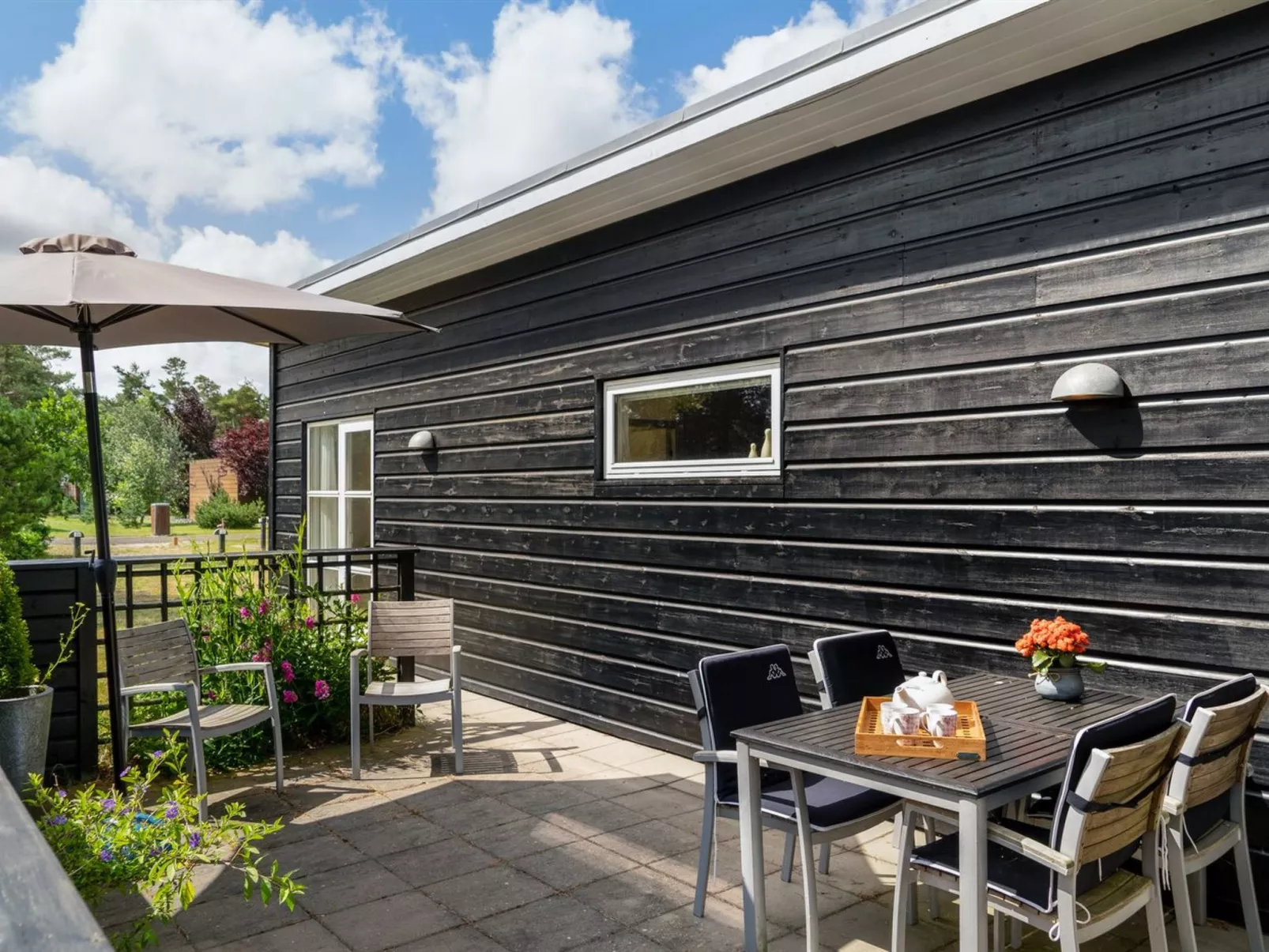 "Nele" - 400m from the sea-Buiten