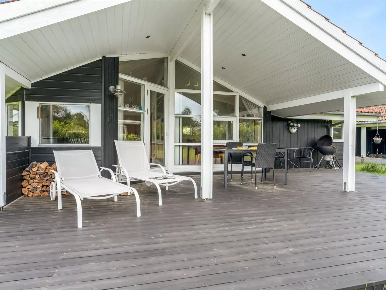 "Brynhild" - 400m from the sea-Buiten