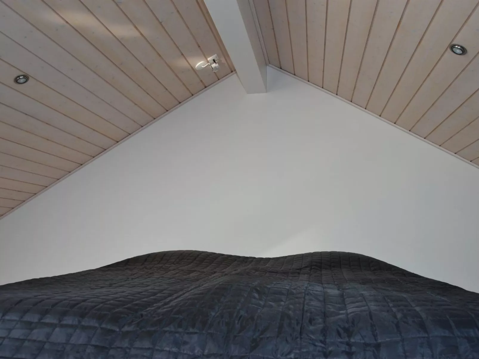 "Elinora" - 100m from the sea-Binnen