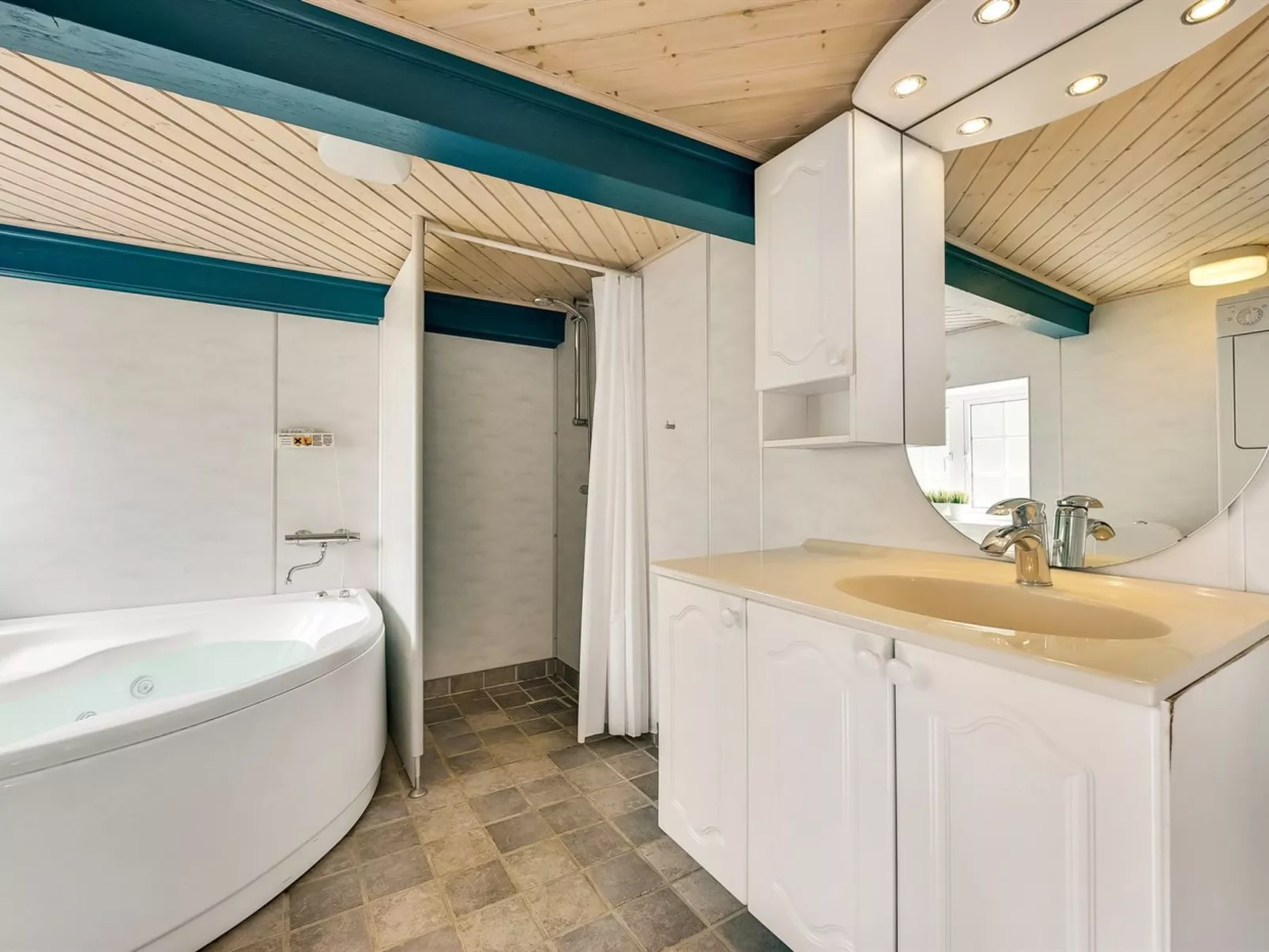 "Willi" - 3km from the sea-Binnen