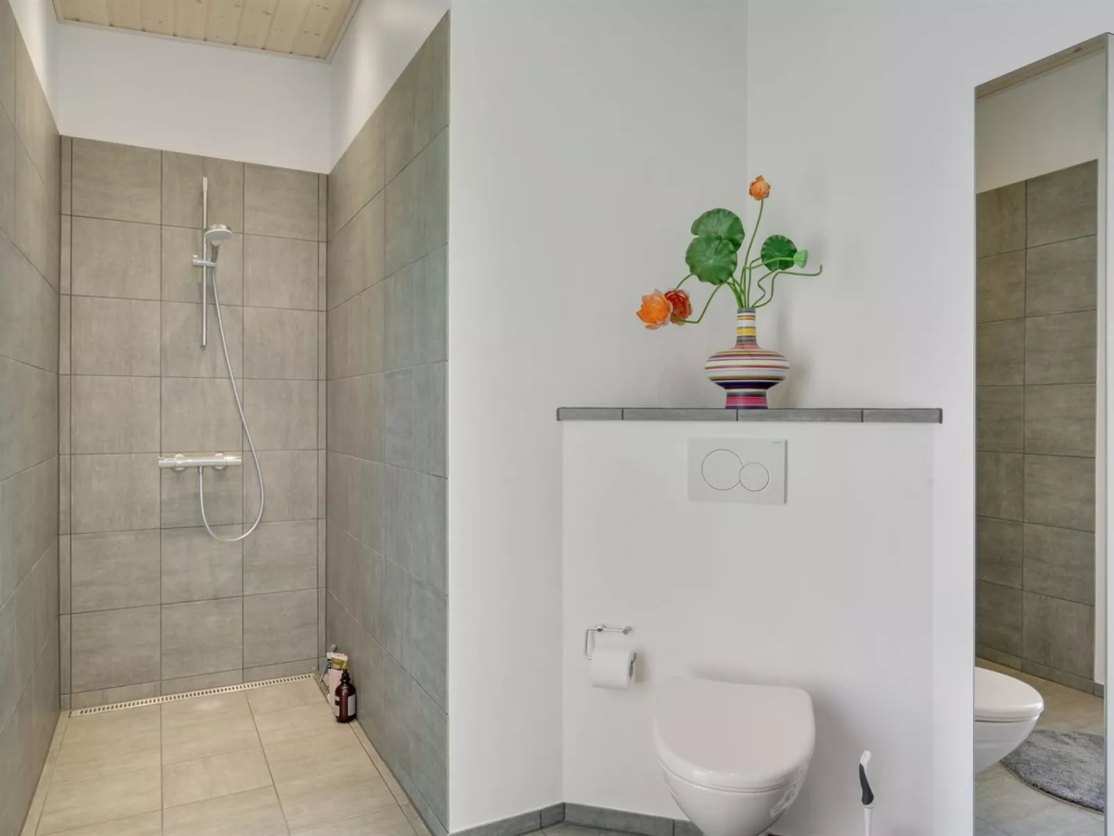 "Topenga" - 300m from the sea-Binnen