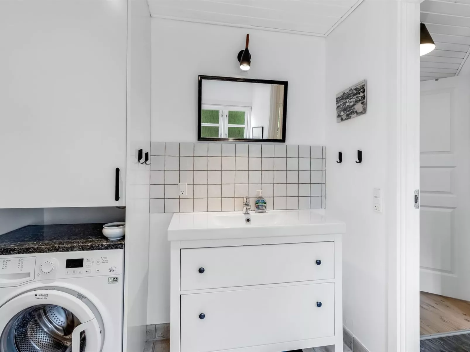 "Ruven" - 500m from the sea-Binnen