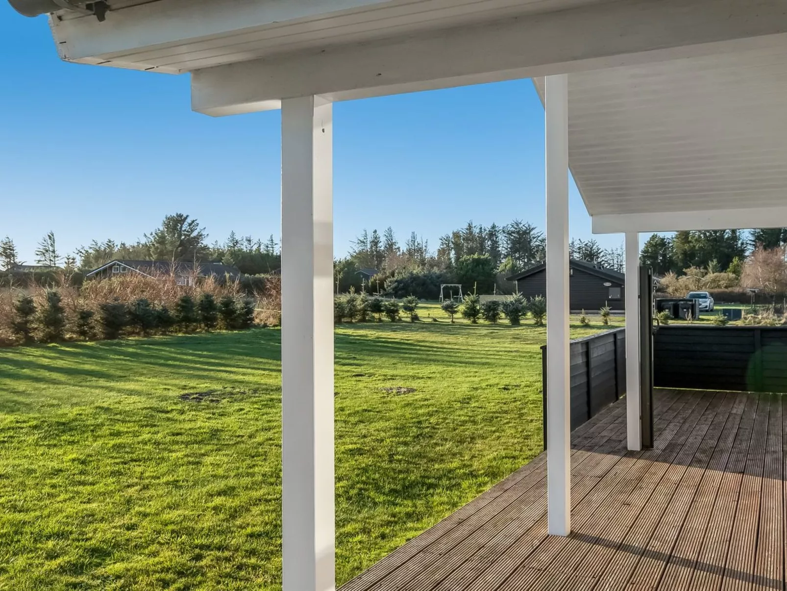 "Oskarvine" - 900m from the sea-Buiten