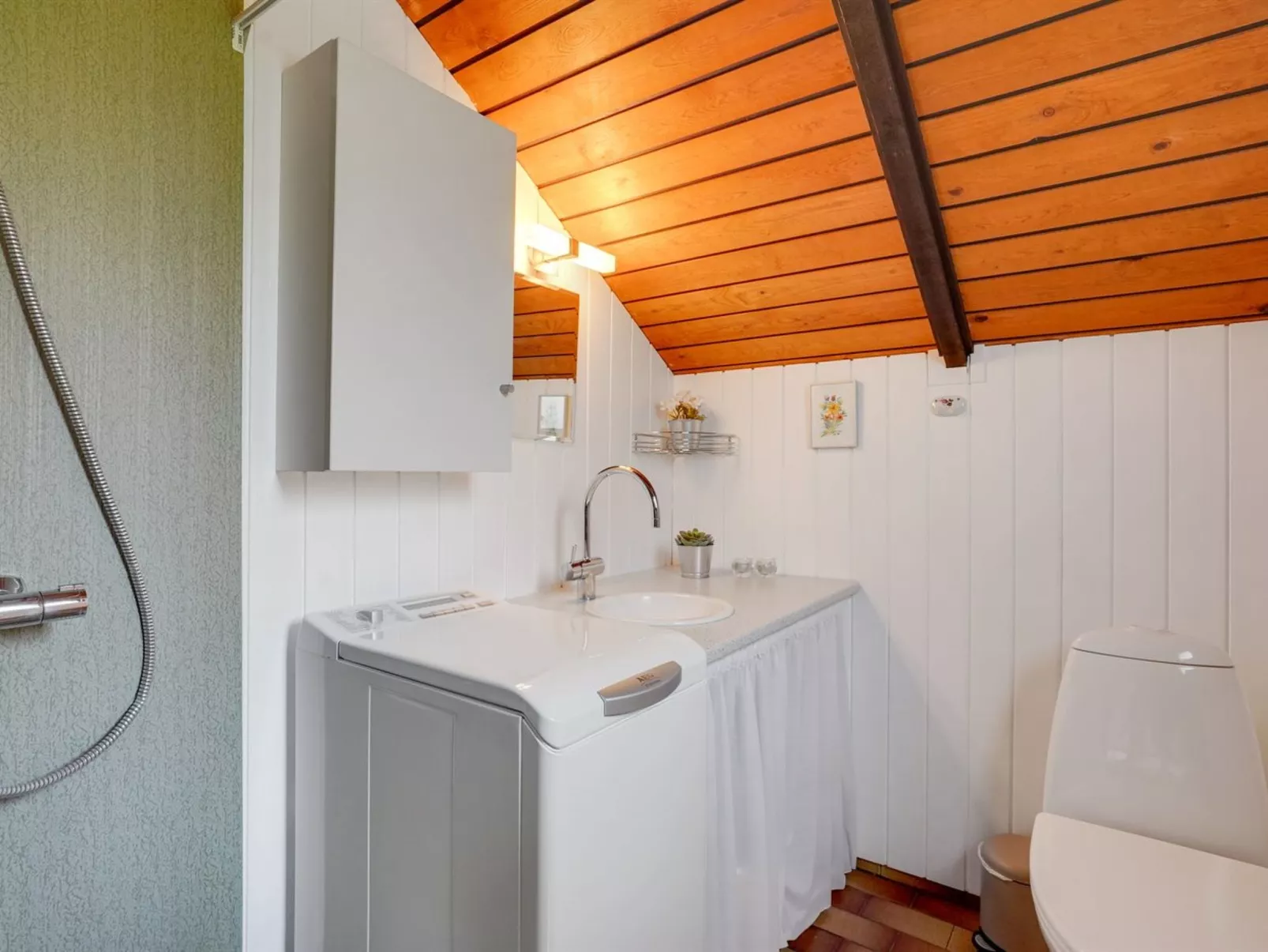 "Tenho" - 4.4km from the sea-Binnen