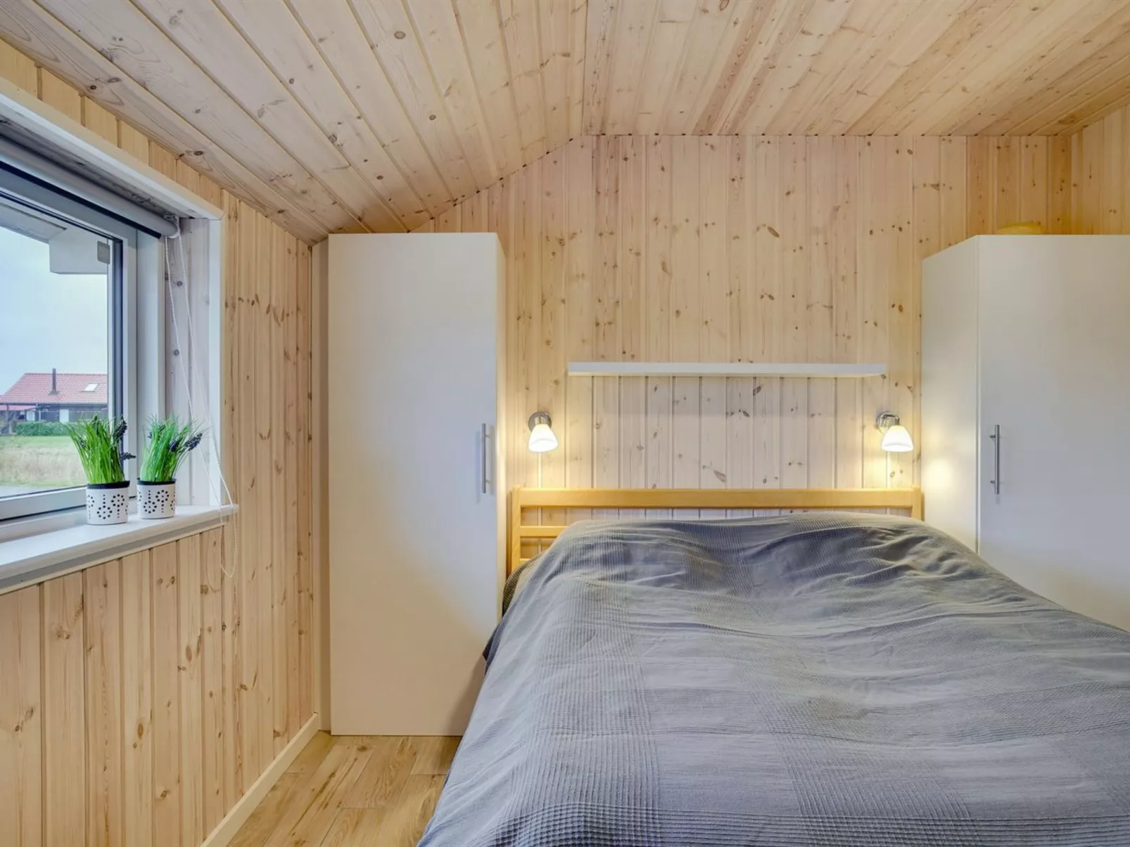 "Domi" - 1.2km from the sea-Binnen