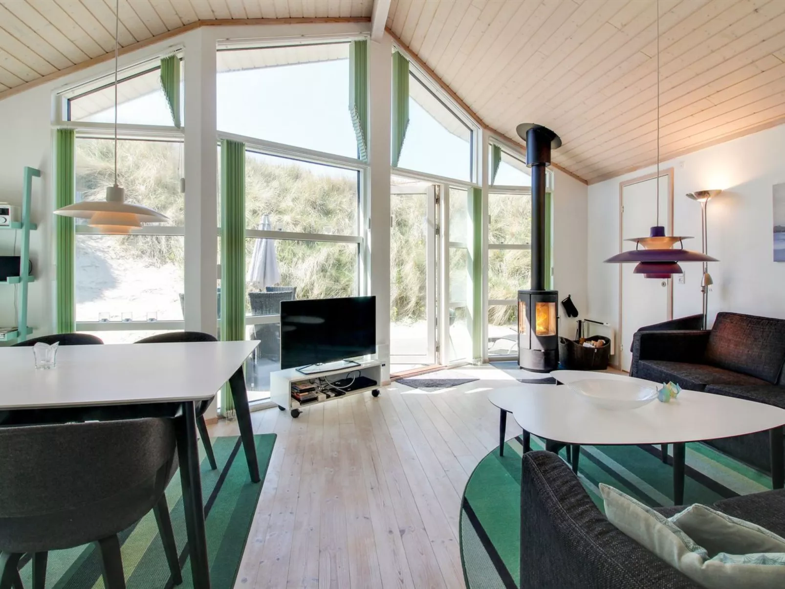 "Felippa" - 25m from the sea-Binnen