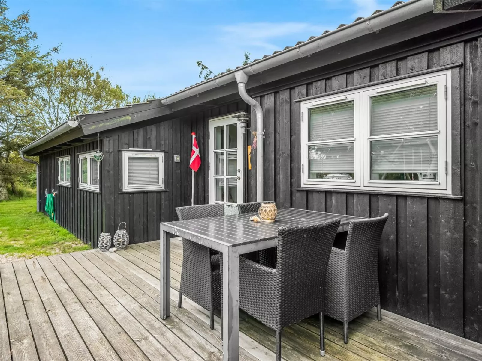 "Danko" - 1.5km from the sea-Buiten