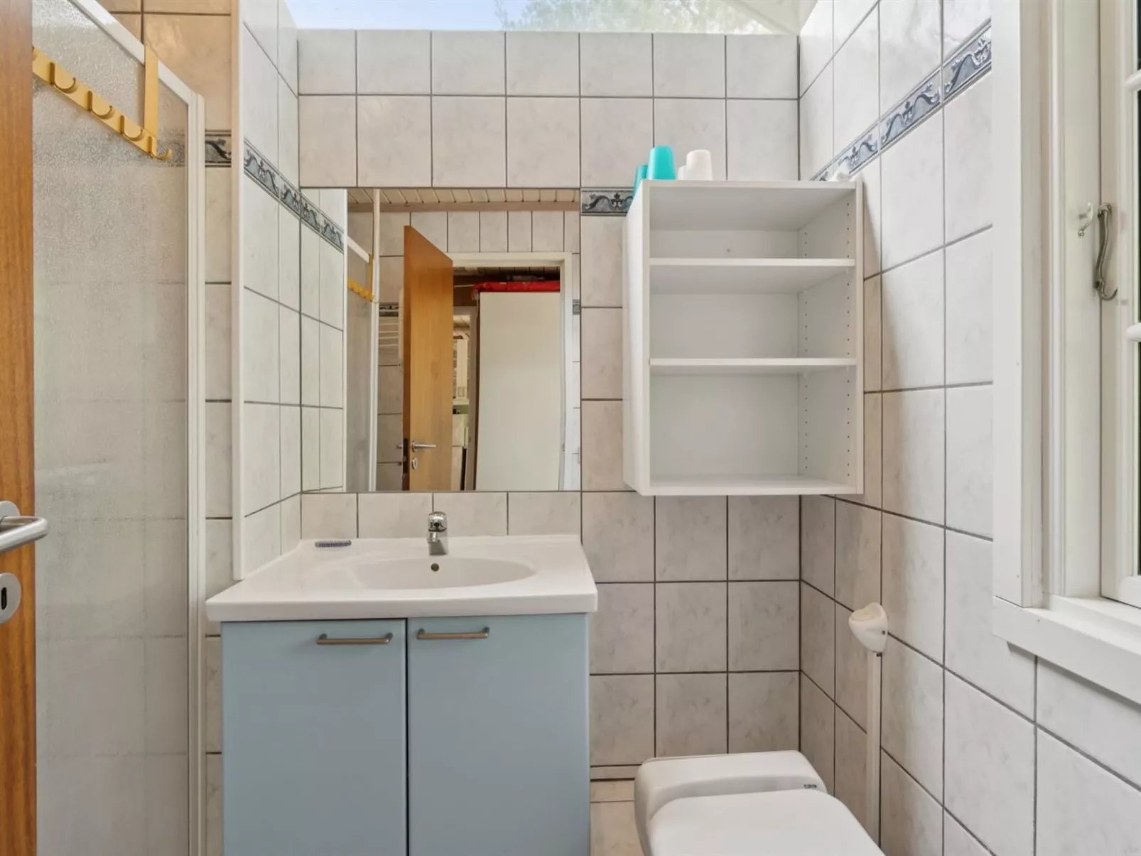 "Tom" - 125m from the sea-Binnen