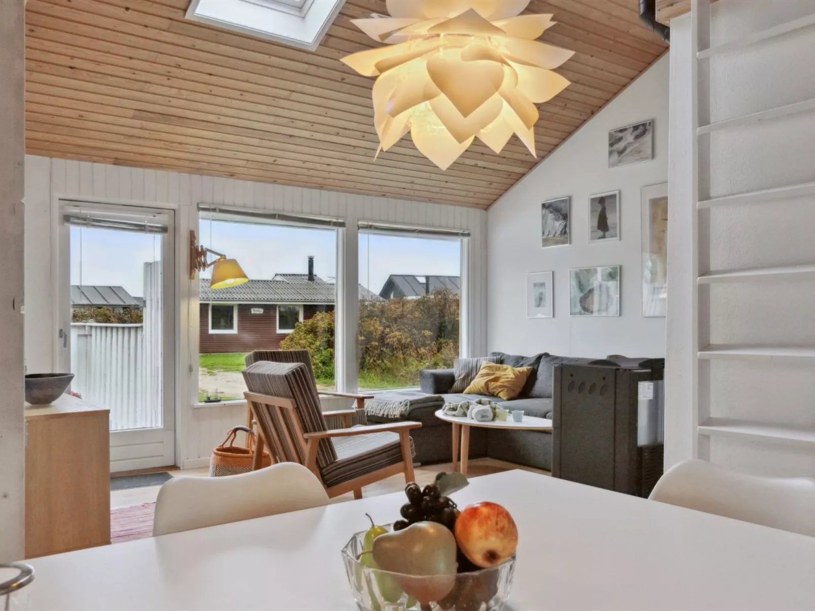 "Soila" - 150m from the sea-Binnen