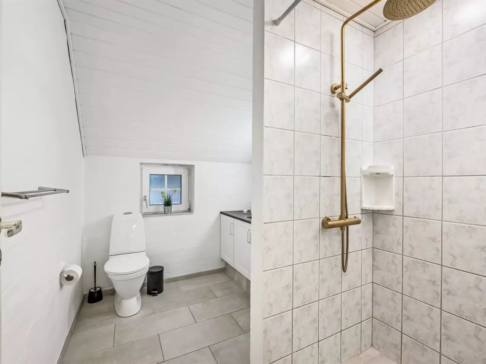 "Aane" - 1.8km from the sea-Binnen