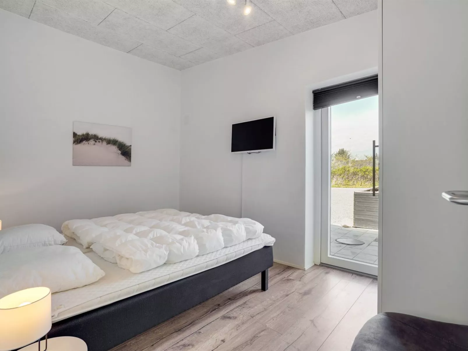 "Dietke" - 650m from the sea-Binnen