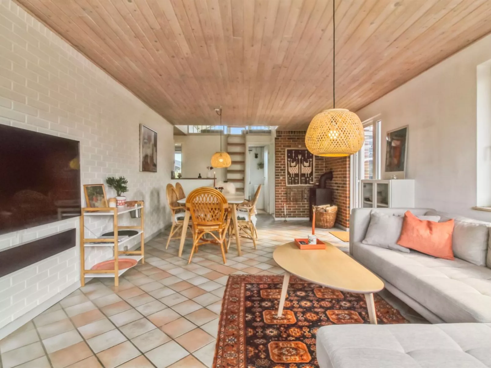 "Madsen" - 500m from the sea-Binnen